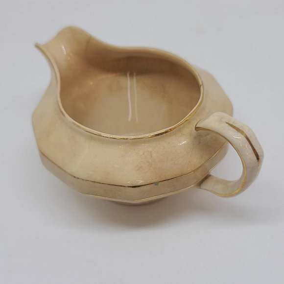 Antique Vitreous Creamer - Picture 6 of 7